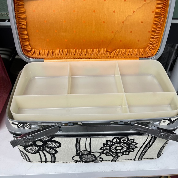 Vintage Marimekko Samsonite Fashionair Traincase Black Floral Luggage Suitcase - Picture 5 of 10